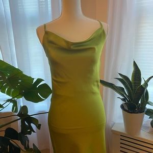 🌴💚lime green mini-dress 💚🌴